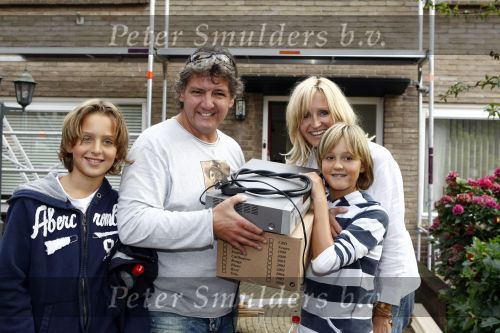 Blaricum/ Hilversum 25 augustus 2008
Rene Natasja Maxim en Didier Froger verhuizen van hun vila naar een rijtjes huis voor het programma Geen cent te makken.
Peter  Smulders bv