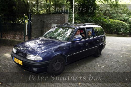 Blaricum/ Hilversum 25 augustus 2008
Rene Natasja Maxim en Didier Froger verhuizen van hun vila naar een rijtjes huis voor het programma Geen cent te makken.
Peter  Smulders bv