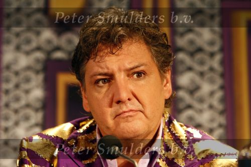 Amsterdam 30 september 2008
Persconferentie van de toppers Rene Froger Gordon en Gerard Joling ivm hun deelname aan het songfestival in het amstel hotel. toppers op jet ski\'s. Natasja Froger
Peter Smulders bv