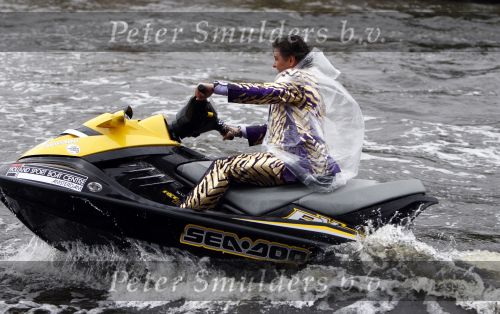 Amsterdam 30 september 2008
Persconferentie van de toppers Rene Froger Gordon en Gerard Joling ivm hun deelname aan het songfestival in het amstel hotel. toppers op jet ski\'s
Peter Smulders bv