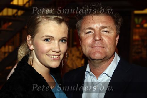 Amsterdam 2 maart 2009
Modeshow Jos Raak bij Loods 6 in Amsterdam. Rene Mioch met zijn dochter
Peter Smulders bv