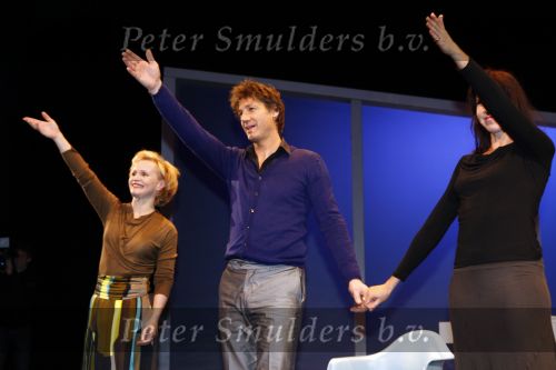 Amstelveen 4 februari 2008
Premiere Volmaakt gelukkig met Rick Engelkes Isa Hoes en Renee  Soutendijk in schouwburg Amstelveen.