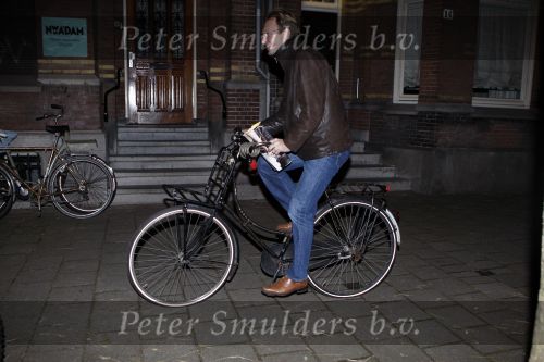 Amsterdam 22 november 2007
Rick Nieman en Sasha de Boer op straat in amsterdam.