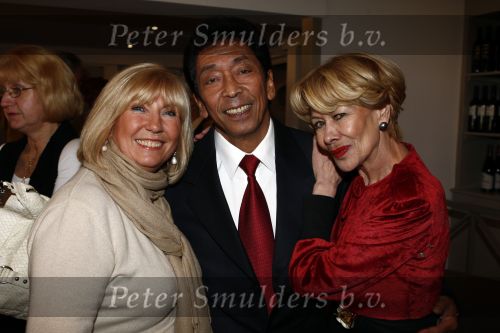 Loosdrecht 29 januari 2009
Presentatie dvd Ria Valk in Golden tulip hotel. Anneke Gronloh Rien Wolff en Willeke Alberti
Peter Smulders bv