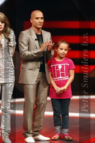 Hilversum 1 mei 2009
Roan X factor tijdens halve finale van X factor in studio 22.
Peter Smulders bv