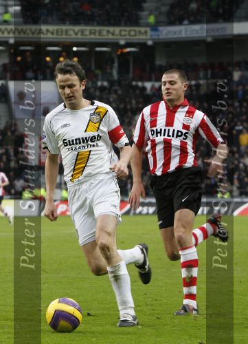 Eindhoven, 30 December 2007
Laatste Kompetitiewedstrijd van het jaar PSV-NAC  Eindstand 2-0 Seizoen 2007/2008
Rob Penders in duel met Danny Koevermans