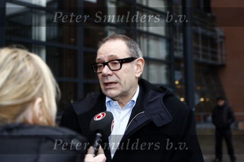 Utrecht 13 januari 2009
Rob de nijs en Belinda Meuldijk bij de rechtbank van Utrecht voor hun boedelscheiding.
Peter Smulders bv