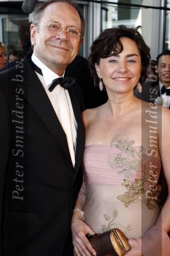 Rotterdam 20 april 2008
Premiere les Miserables  in het nieuwe Luxor theater. Rob de Nijs met vriendin Henriette
Peter Smulders bv