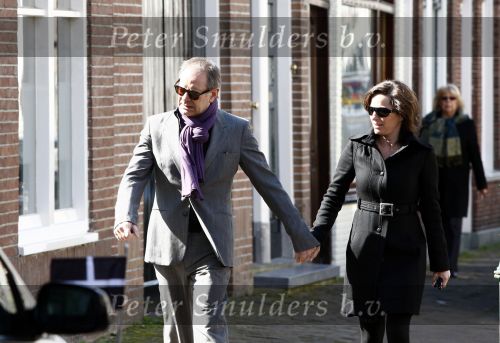 Hoorn 27 maart 2009
Begrafenis Martin Brozius. Aanwezig Rob de Nijs met zijn vrouw Henriette
Peter Smulders bv