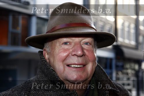 Amsterdam 25 januari 2009
Premiere de dappere muis in Tuschinski. Rob v d Meeberg met vrouw en hoed
Peter Smulders bv