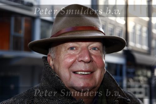 Amsterdam 25 januari 2009
Premiere de dappere muis in Tuschinski. Rob v d Meeberg met vrouw en hoed
Peter Smulders bv