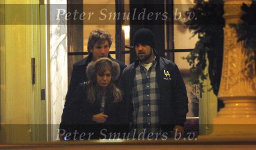 Amsterdam 25 november 2007
Robbie Williams bezoekt met zijn nieuwe vriendin Ayda Field en vrienden Amsterdam. Hij slaapt in het Amstel hotel en ging daarna naar een smartshop en een koffieshop.