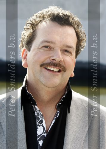Hilversum 18 maart 2009
Perspresentatie Holland got talent bij beeld en geluid. Robert Ronday
Peter Smulders bv
