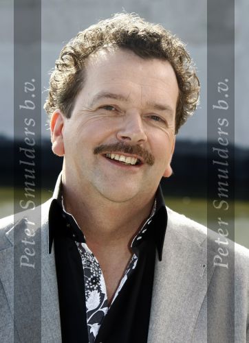 Hilversum 18 maart 2009
Perspresentatie Holland got talent bij beeld en geluid. Robert Ronday
Peter Smulders bv