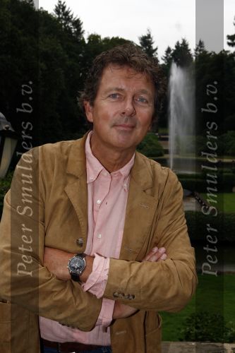 Hilversum 12 augustus 2008
 Robert ten Brink bij presentatie RTL in ksteel de hoge vuursche.
Peter Smulders bv