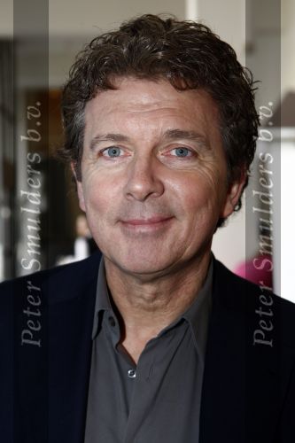Tilburg 25 januari 2009
Premiere High school musical in schouwburg Tilburg. Robert ten Brink met dochter
Peter Smulders bv