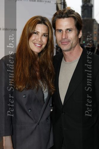 Amsterdam 16 april 2009
Premiere He \'s not just into you in Tuschinski. Mark v d Loo en Robine v d Meer
Peter Smulders bv
