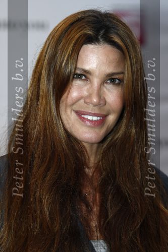 Amsterdam 16 april 2009
Premiere He \'s not just into you in Tuschinski. Robine v d Meer
Peter Smulders bv