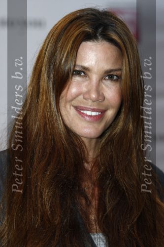 Amsterdam 16 april 2009
Premiere He \'s not just into you in Tuschinski. Robine v d Meer
Peter Smulders bv