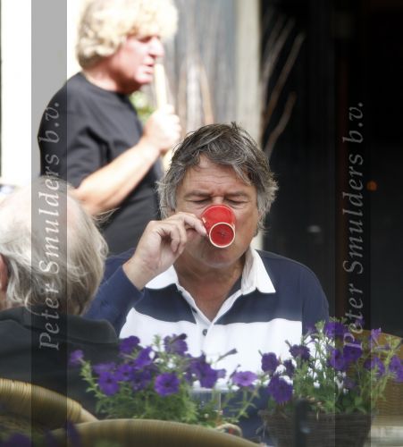 Breukelen 16 juli 2008
Ron Brandsteder op terras in Breukelen.