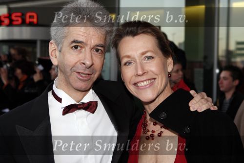 Rotterdam 16 december 2007
premiere Evita in het nieuwe Luxor theater. Roland Plasterk met vrouw