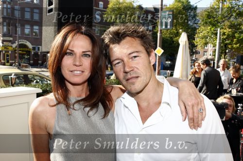 Amsterdam 14 september 2008
Rosalie v Breemen bij modeshow voor goed doel bij restaurant Sophia. Rosalie heeft afspraakje met deze man om te gaan eten