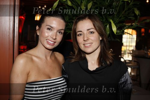 de Meern 6 april 2009
Charity Diiner SOS horse foundation. Rossana Lima Kluivert met Marianne thieme en Nathalie v Tellingen
Peter Smulders bv