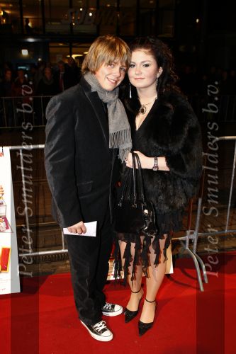 Amsterdam 11 februari 2008
Premeire Alibi in Tuschinski. Roxeanne Hazes en Andre jr
Peter Smulders bv