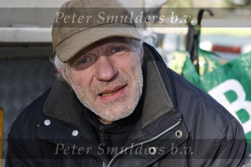 Swalmen, 25 Januari 209 Oud bokser Rudi Lubbers bij zijn caravan
Foto Peter Smulders BV