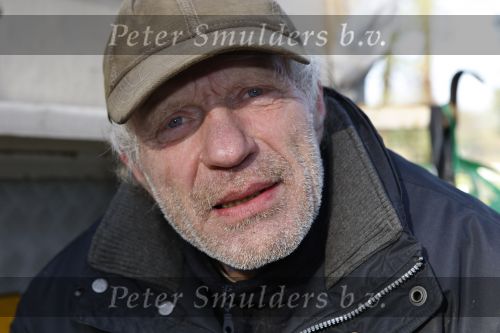 Swalmen, 25 Januari 209 Oud bokser Rudi Lubbers bij zijn caravan
Foto Peter Smulders BV