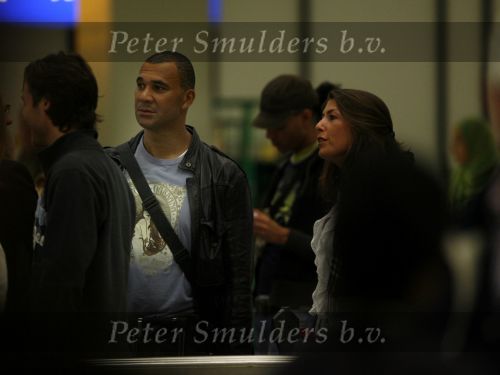 Schiphol 5 juli 2007
Gordon met zijn nieuwe vriend Edwin  en oa Ruud Gullit Christine Kroonenberg en Marc v d Linden op schiphol. Ze gaan de verjaardag van Gordon vieren op Mykanos.