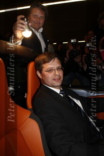Amsterdam 31 maart 2009
Jan Peter Balkenende tijdens de openingsavond van de auto Rai. Met Ruud Koornstra
Peter Smulders bv