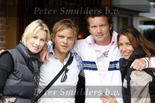 Alkmaar 19 mei 2008
Golfdag voor enegry for all op golfbaan sluisplder. Anouk Smulders Sander Foppele Sander Jansons en Renee Vervoorn