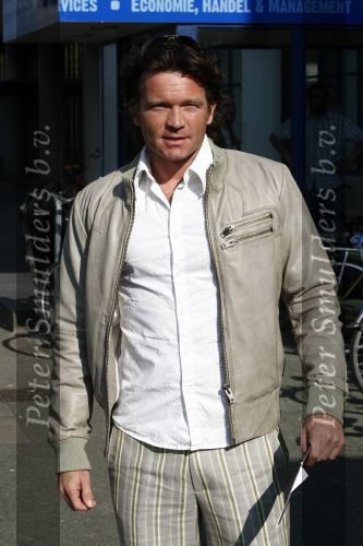 Amsterdam 20 april 2009
Presentatie blad l\'homo van blad linda .Sander Janson
Peter Smulders bv