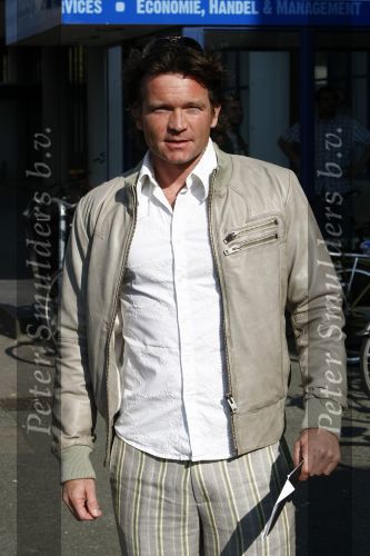 Amsterdam 20 april 2009
Presentatie blad l\'homo van blad linda .Sander Janson
Peter Smulders bv