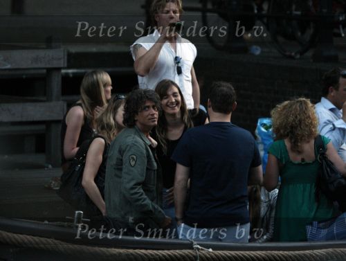 Amsterdam 9 mei 2008
Sander Vahle met een vriendin en Menno Kohler met zijn vriendin samen varend in een sloep op de grachten