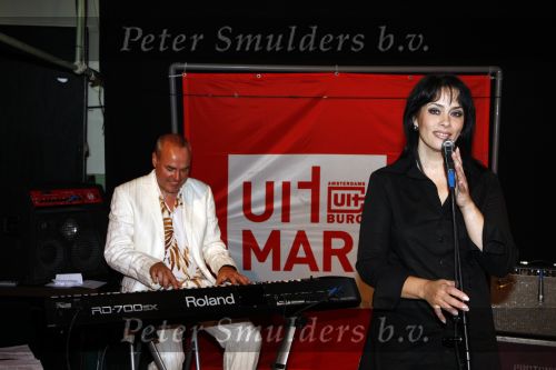 Amsterdam 30 augustus 2008
Sandra Timmerman op de uitm arkt in amsterdam met een partner.
Peter Smulders bv