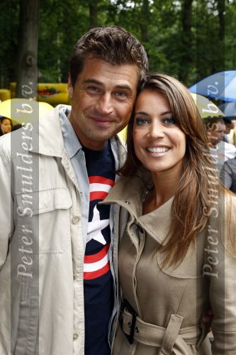 Wassenaar 9 juni 2008
Premiere Sittah in pretpark Duinrell. 
Sandy Kandau met vriend