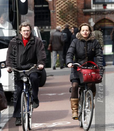 Amsterdam 19 april 2008
Sanne Wallis de Vries met man op de fiets in amsterdam.
Peter Smulders bv