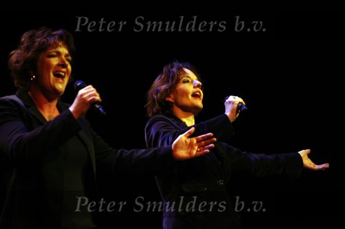 Amsterdam 30 maart 2009
Hommage aan Jenny Arean in de meervaart met verschillende artiesten.
Marc Marie Huijbregts en Loes Luca presenteren het programma. Sanne Wallis de Vries
Peter Smulders bv