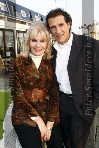 Loosdrecht 29 januari 2009
Presentatie dvd Ria Valk in Golden tulip hotel. Saskia en Serge
Peter Smulders bv