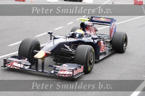 Barcelona 11 maart 2009
Test dag voor de formule 1 teams op het circuit van Barcelona. Sebastian Buemi in een Red Bull Torro Rosso
Peter Smulders bv
