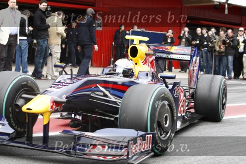 Barcelona 11 maart 2009
Test dag voor de formule 1 teams op het circuit van Barcelona. Sebastian Vettel met Red Bull Renault
Peter Smulders bv