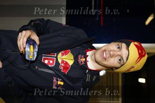 Barcelona 11 maart 2009
Test dag voor de formule 1 teams op het circuit van Barcelona. Sebastian Vettel
Peter Smulders bv