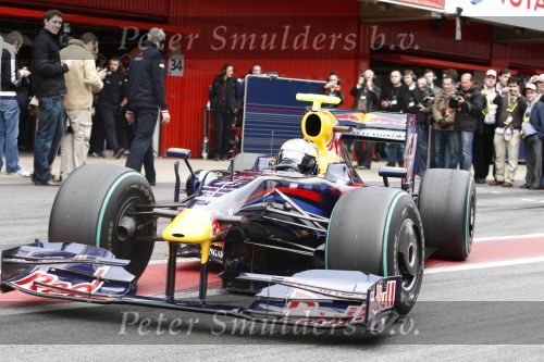 Barcelona 11 maart 2009
Test dag voor de formule 1 teams op het circuit van Barcelona. Sebastian Vettel met Red Bull Renault
Peter Smulders bv