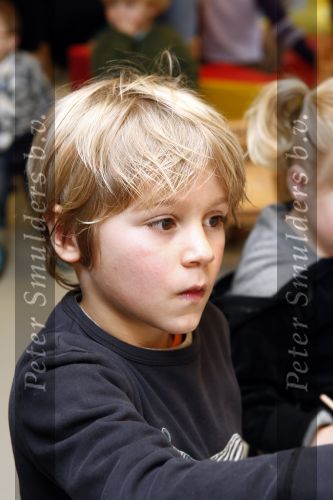 Uithoorn 23 januari 2008
Wendy v Dijk met Sem en broer Mike voorlezen tijdens de nationale vorleesdag  bij de speeldoos.