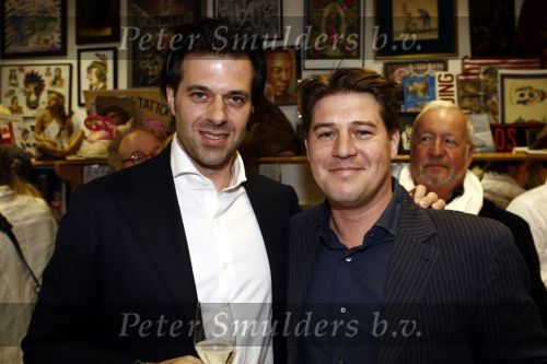 Amsterdam 11 mei 2009
Feestje Henk Schiffmacher en Sergio Herman. Sergio heeft een toetje gemaakt dat ontworpen is door Henk. Martijn Krabbe en Sergio Herman
Peter Smulders bv