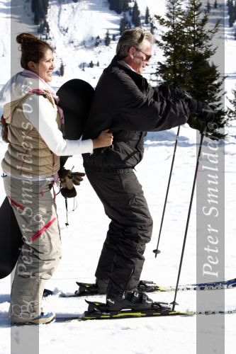 Lech 26 februari 2008
Connie Breukhoven met hans  Shanna Marvin en PA Edwin op ski vakantie in Lech.
Peter Smulders bv