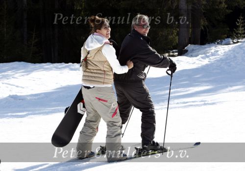 Lech 26 februari 2008
Connie Breukhoven met hans  Shanna Marvin en PA Edwin op ski vakantie in Lech.
Peter Smulders bv