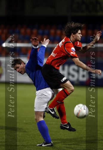 Volendam 24 maart 2009
Artiesten volendam waaronder Jan Smit en Simon Keizer voetballen in het stadion van Volendam tegen oa Mental Theo nabuurs Grad Damen en Rashid. Dick Jol is de scheidsrechter. Uiteindelijk wint brabant met 2-4
Peter Smulders bv